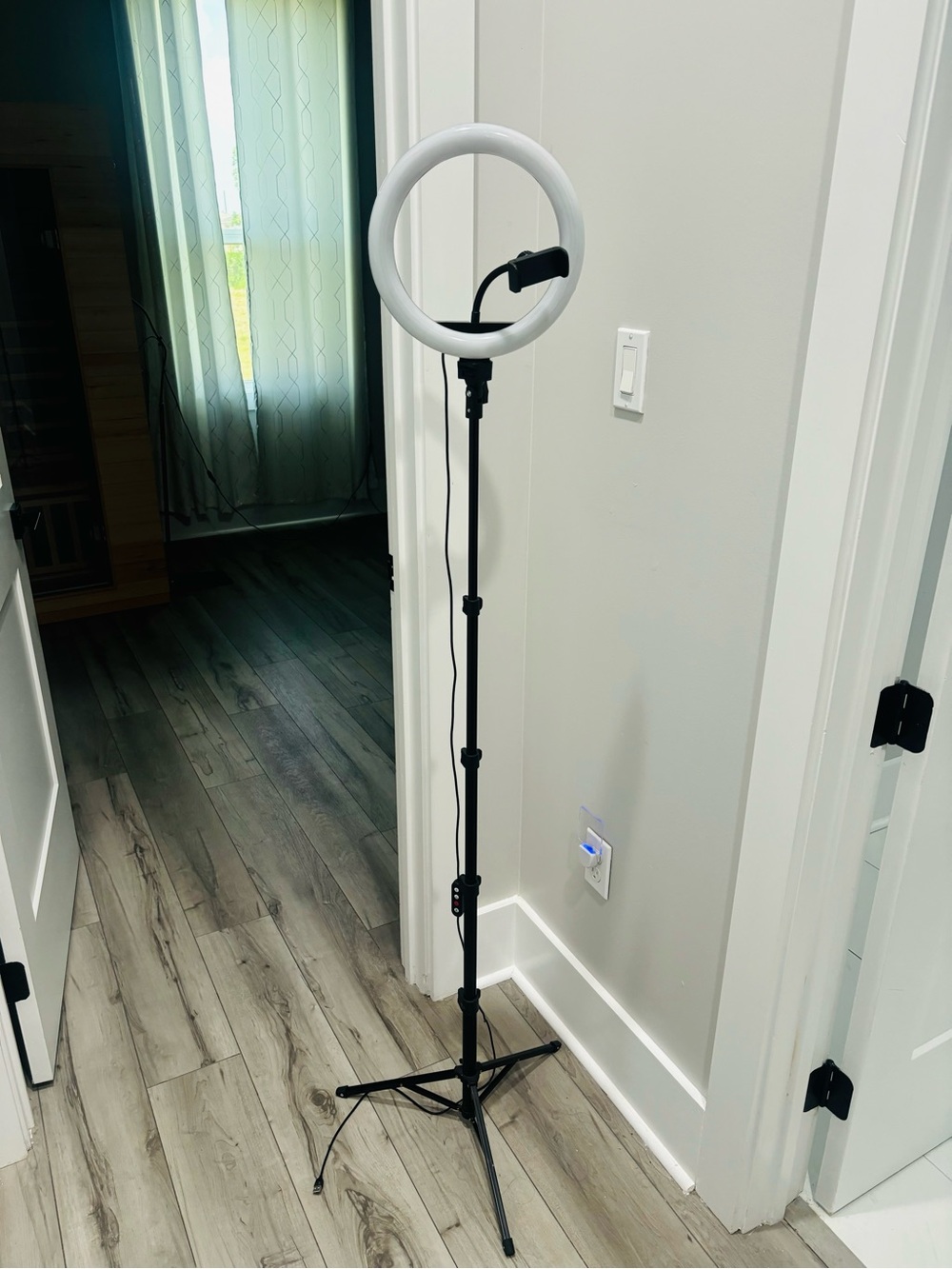 Adjustable White Ring Light with Tripod Stand - Unbranded